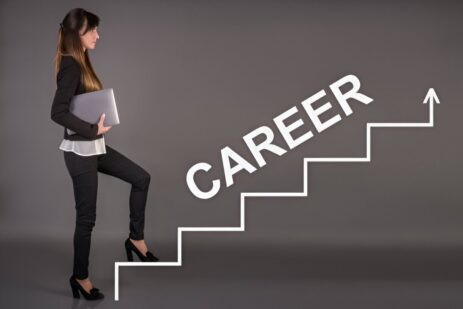 The Essential Steps You Need to Go Through in Becoming a Career Coach